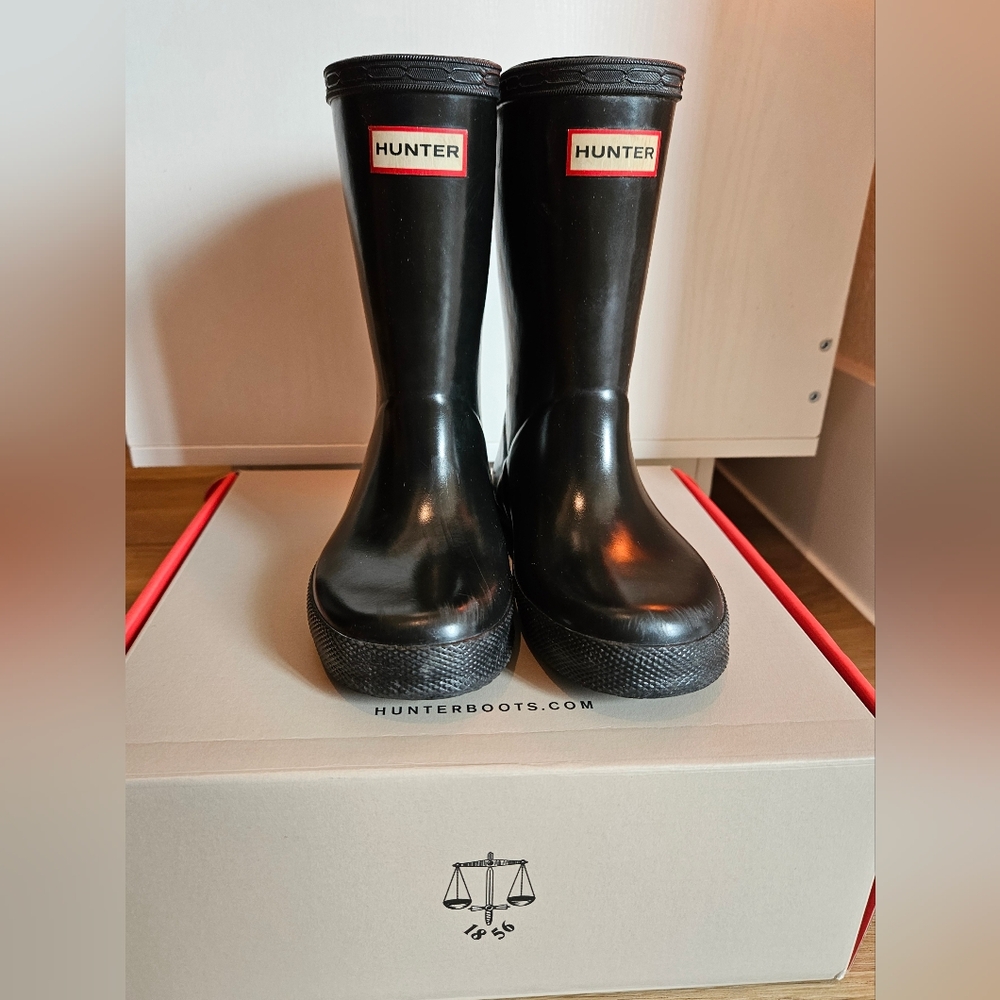 Hunter First Classic Rain Boots Kids 10B/11G